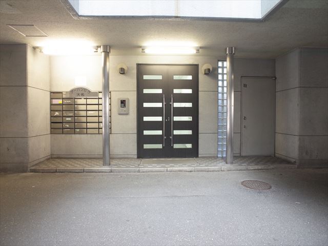 建物エントランス