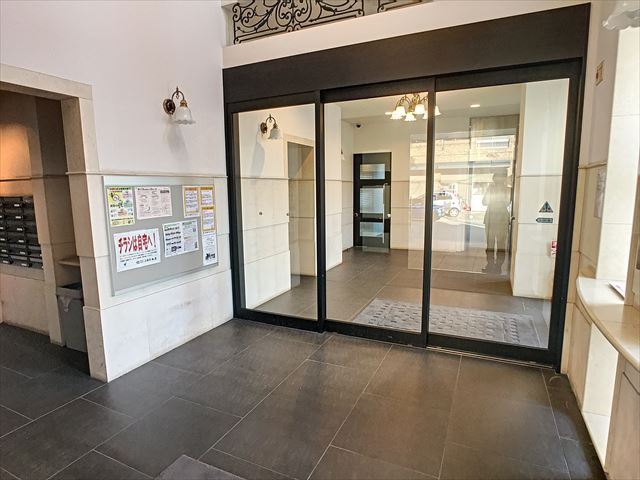 建物エントランス