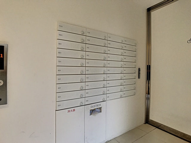 建物エントランス