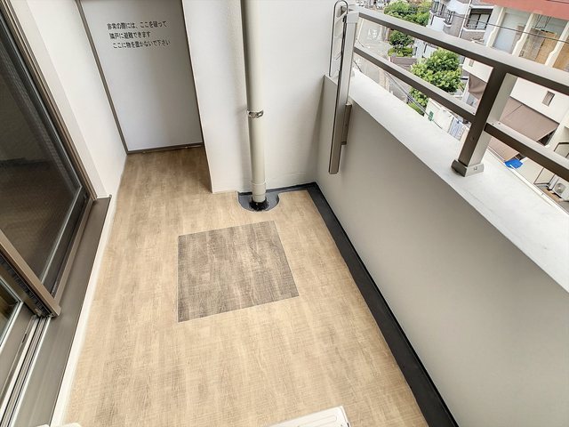 バルコニー