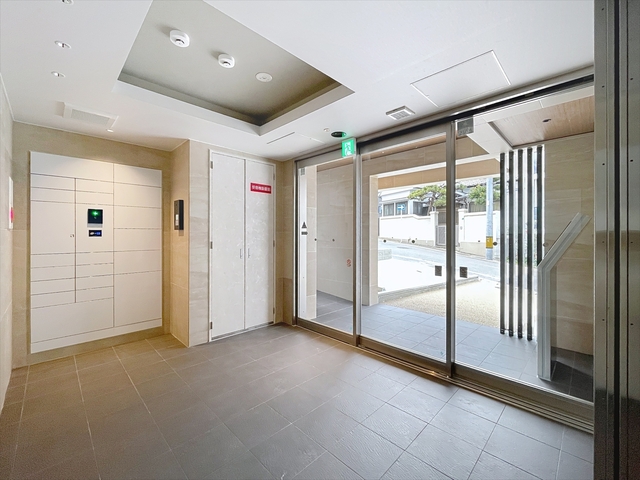 建物エントランス