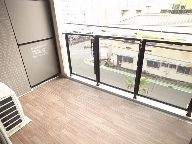 バルコニー
