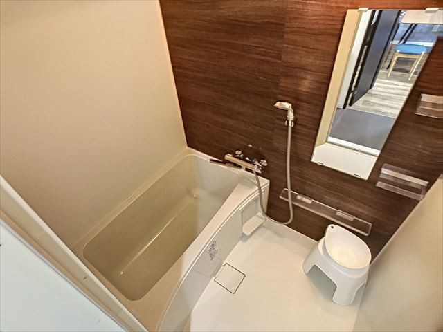 シャワールーム