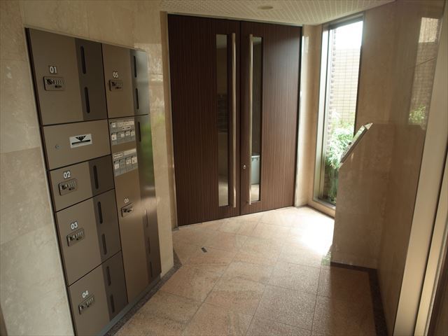 建物エントランス