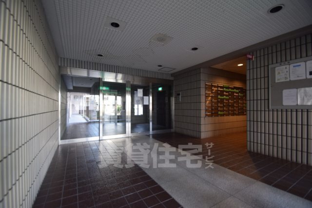 建物エントランス