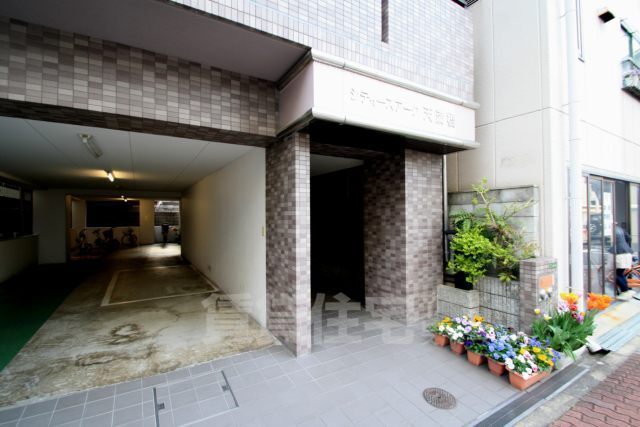 建物エントランス