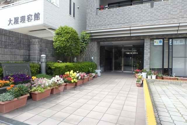 建物エントランス