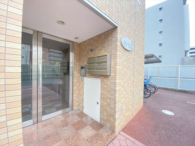 建物エントランス