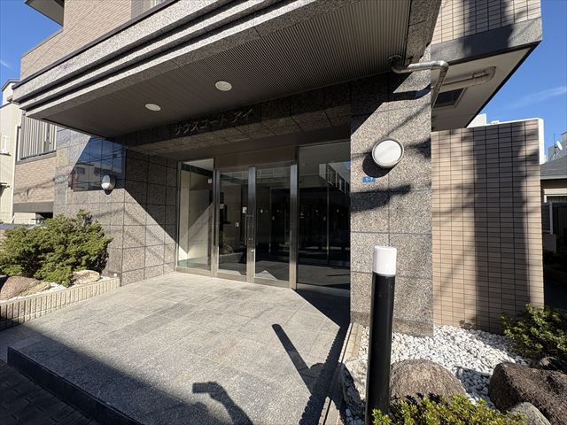 建物エントランス