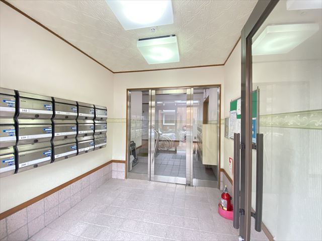 建物エントランス