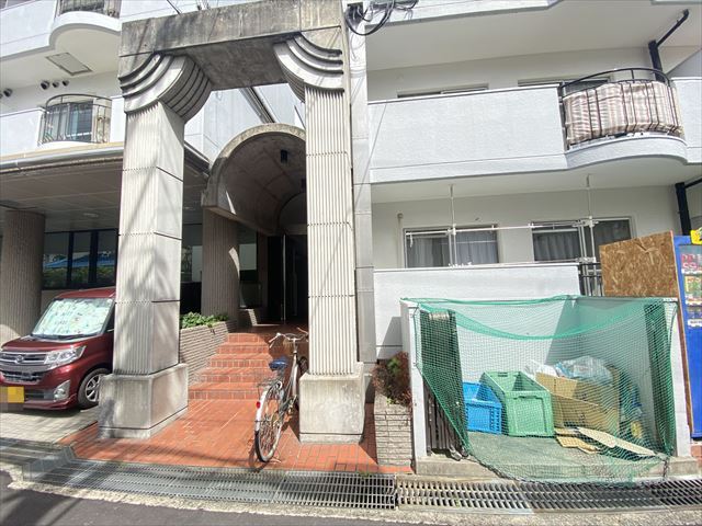 建物エントランス