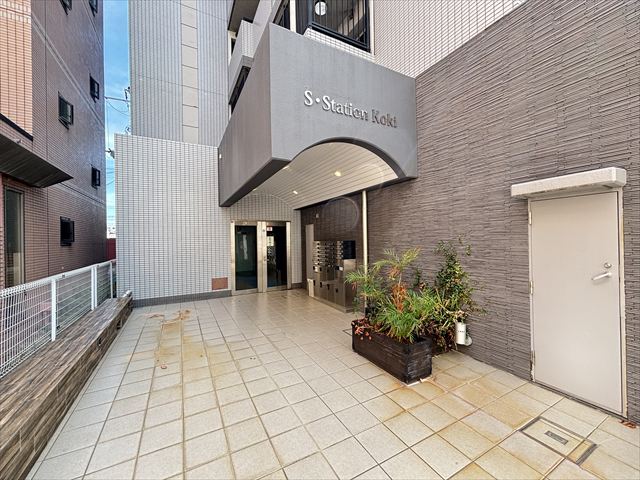 建物エントランス