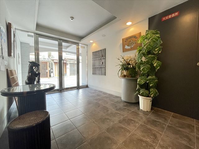 建物エントランス