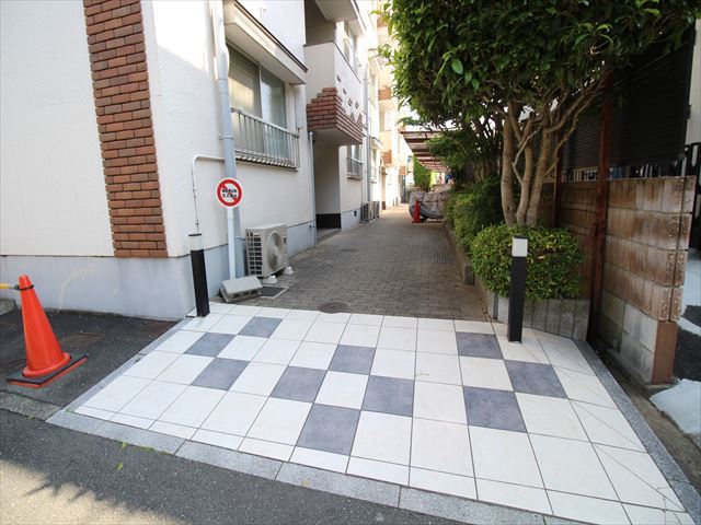 建物エントランス