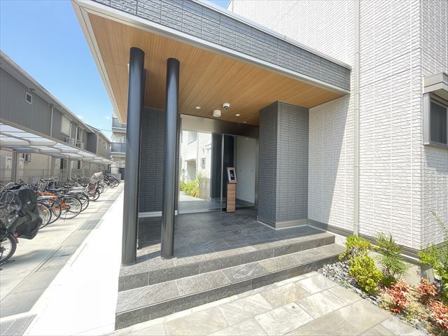 建物エントランス