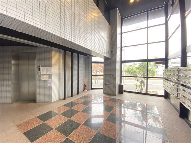 建物エントランス