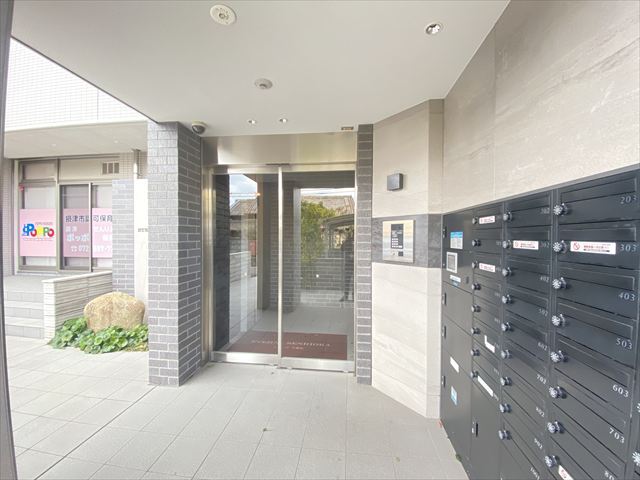 建物エントランス