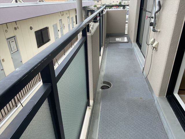 バルコニー
