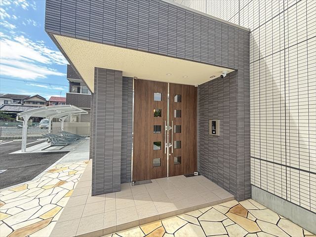 建物エントランス